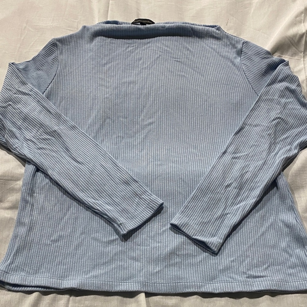 Banana Republic Light Blue Ribbed Long Sleeve Tee-NWOT‎